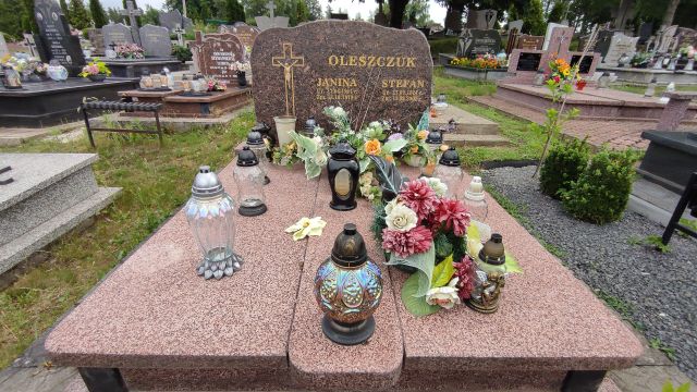 Stefan Oleszczuk 1921 Gołdap - Grobonet - Wyszukiwarka osób pochowanych