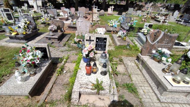 Wojciech Słowikowski 1974 Gołdap - Grobonet - Wyszukiwarka osób pochowanych