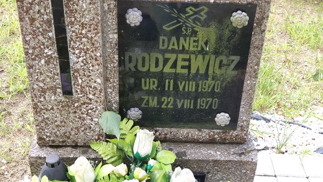 Grób Danek Rodzewicz