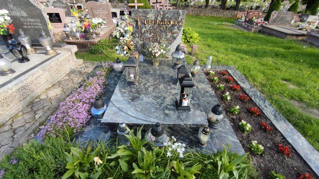 Anna Bernatowicz 1921 Gołdap - Grobonet - Wyszukiwarka osób pochowanych