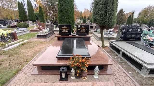 Agnieszka Radzewicz 1931 Gołdap - Grobonet - Wyszukiwarka osób pochowanych
