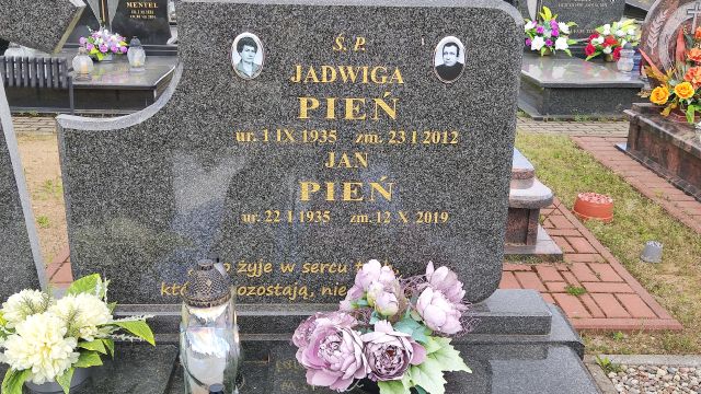 Grób Jadwiga Pień