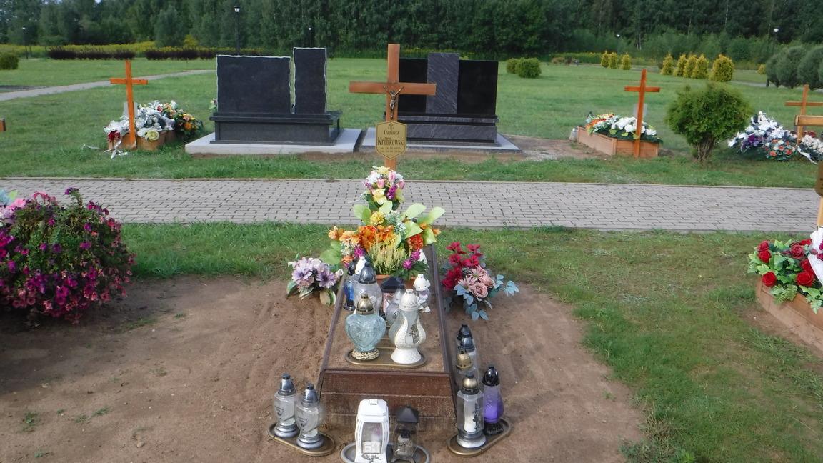 Dariusz Królikowski 1977 Gołdap - Grobonet - Wyszukiwarka osób pochowanych