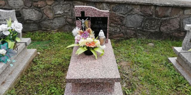 Ewa Gardewiszki 1982 Gołdap - Grobonet - Wyszukiwarka osób pochowanych